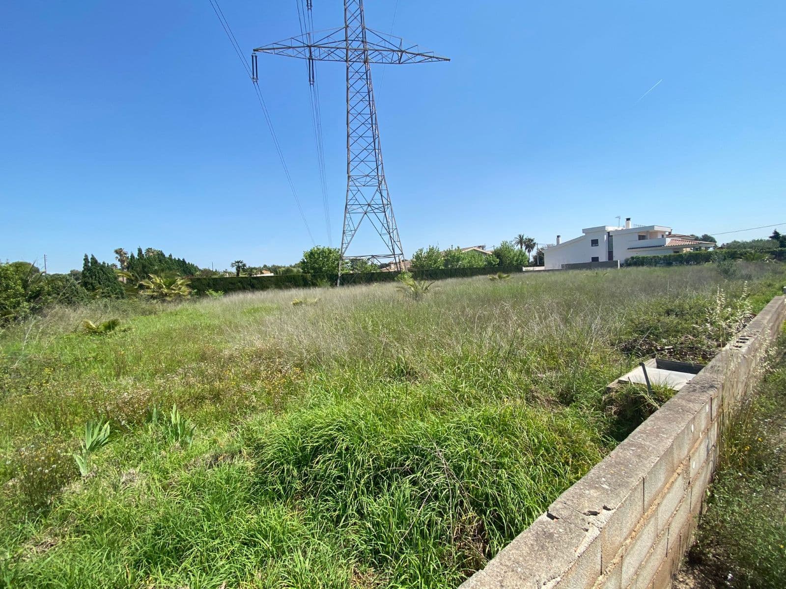 Parcela rústica de 2.450 m² junto al Termet en Vila-real