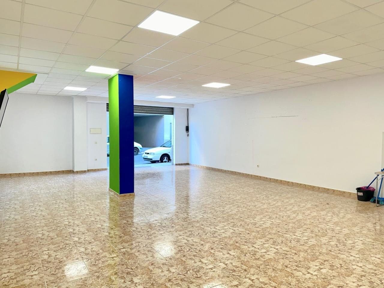 Local polivalente de 95 m² junto al Jardín Botànic Calduch - 2