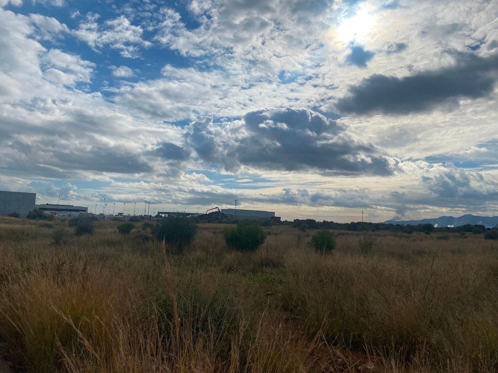 Parcela industrial de 5.982 m² junto al centro logístico Amazon en Onda - 5