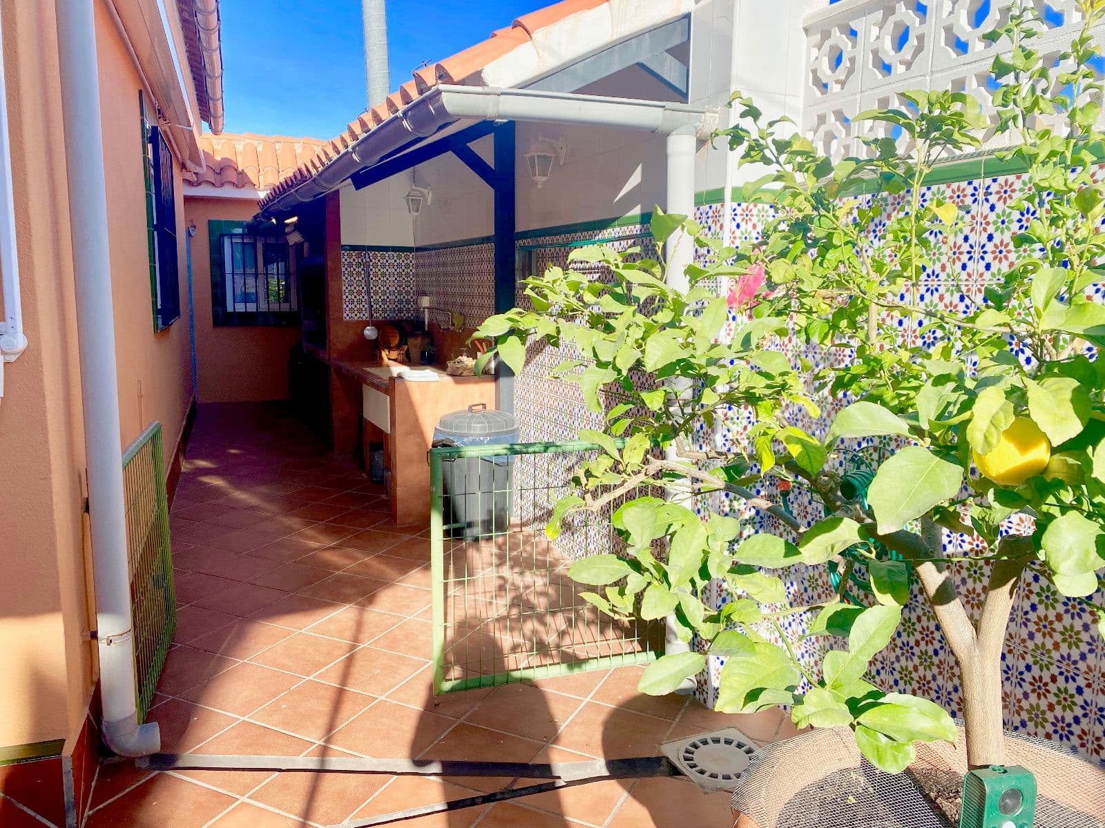 Chalet en el Madrigal de Vila-real con parcela y en una sola planta