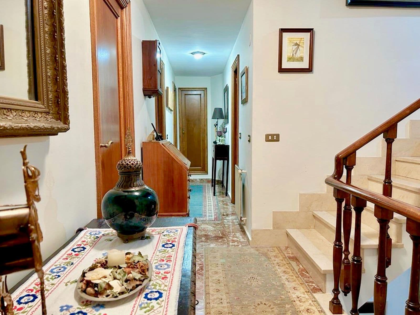 Casa en el centro de Burriana con terraza y 4 dormitorios - 3