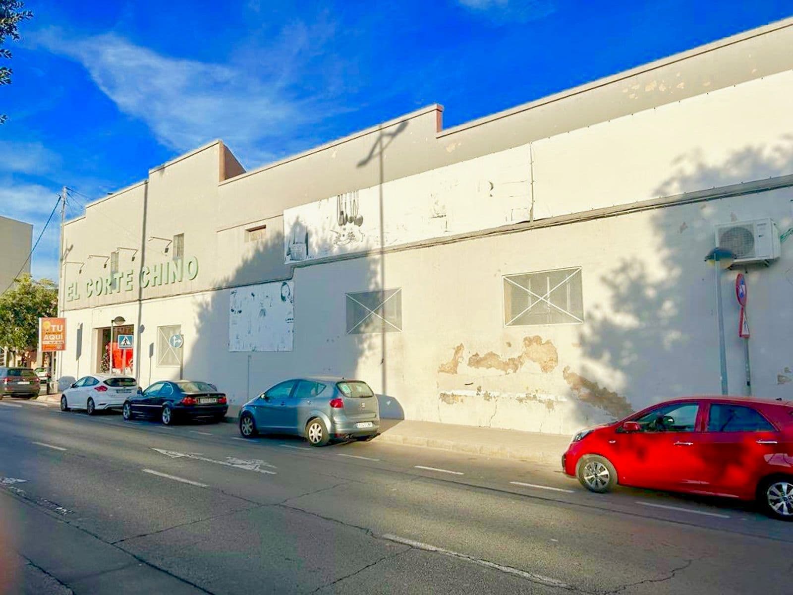 Gran local comercial en zona expansión Vila-real - 4