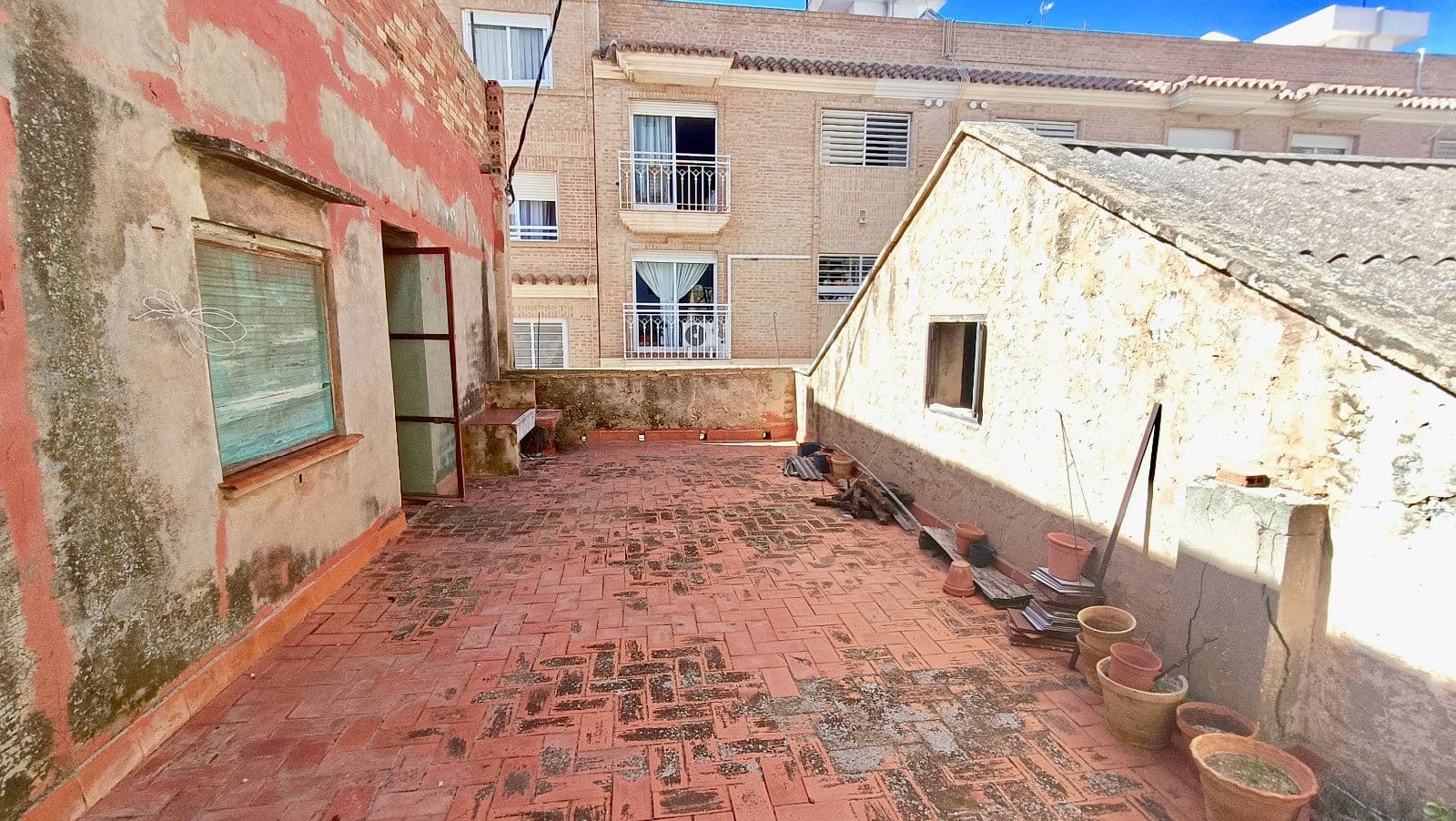 Solar urbano edificable con gran potencial en avenida de Vila-real - 4