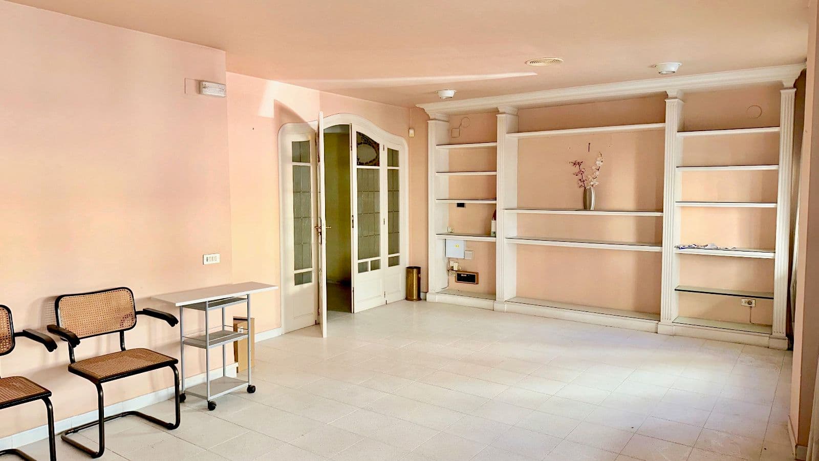 Oficina de 174 m² en Vila-real ideal para tu negocio - 2