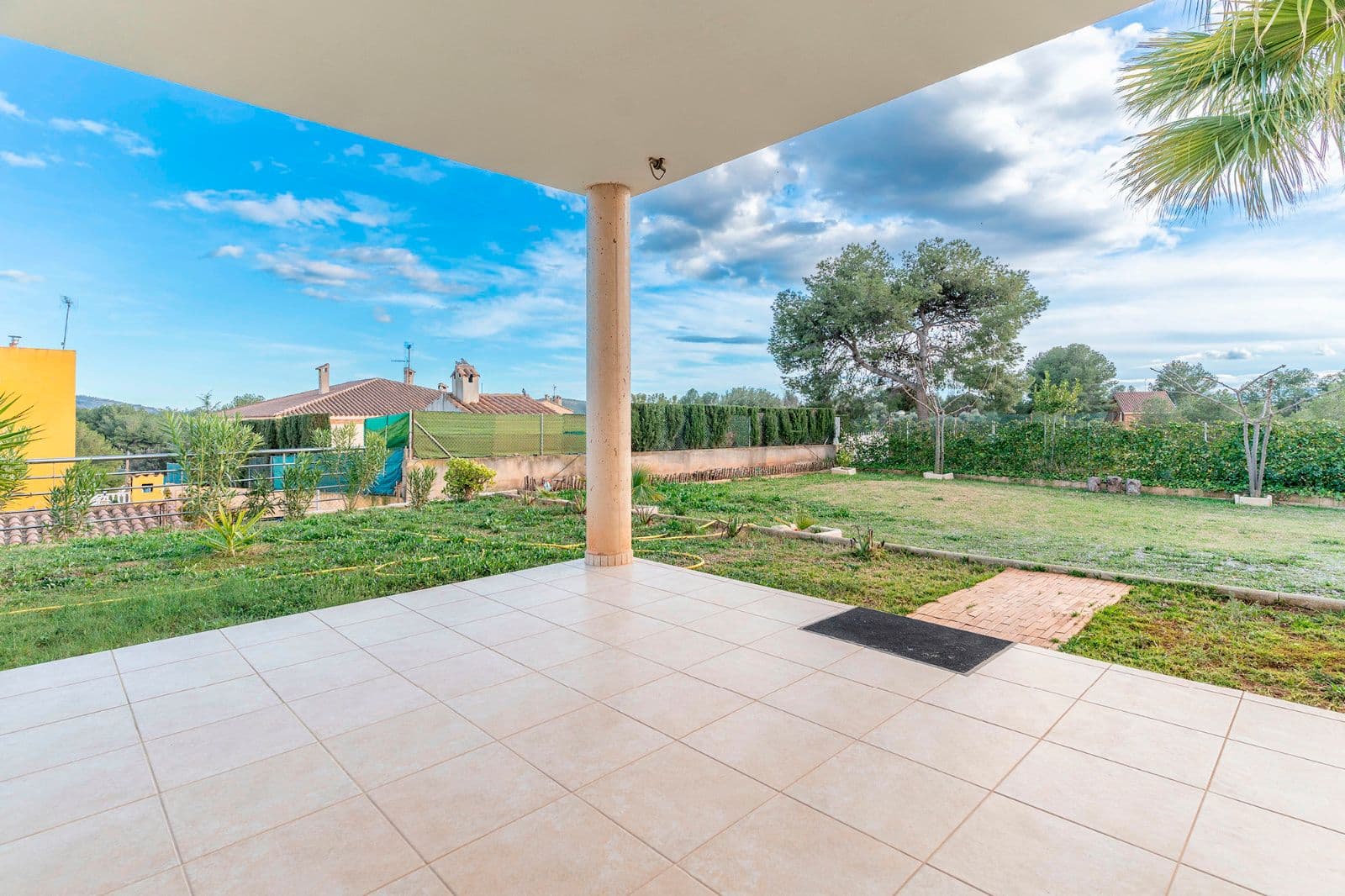 Villa de una planta con jardín y 7 dormitorios en l’Alcora - 2