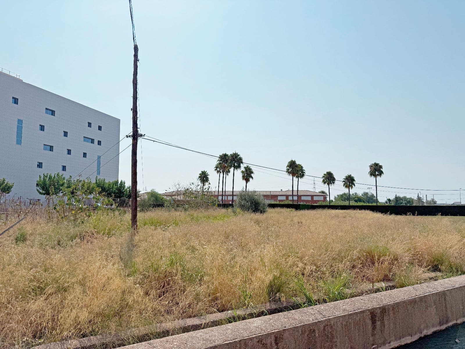 Terreno urbano 1.589 m² en Vila-real con uso terciario - 3