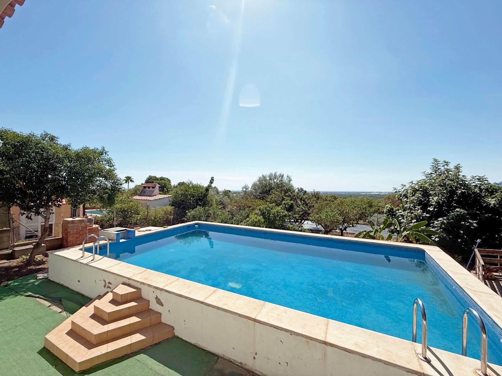 Chalet con piscina y parcela de 1.300 m² en urbanización de Onda - 4