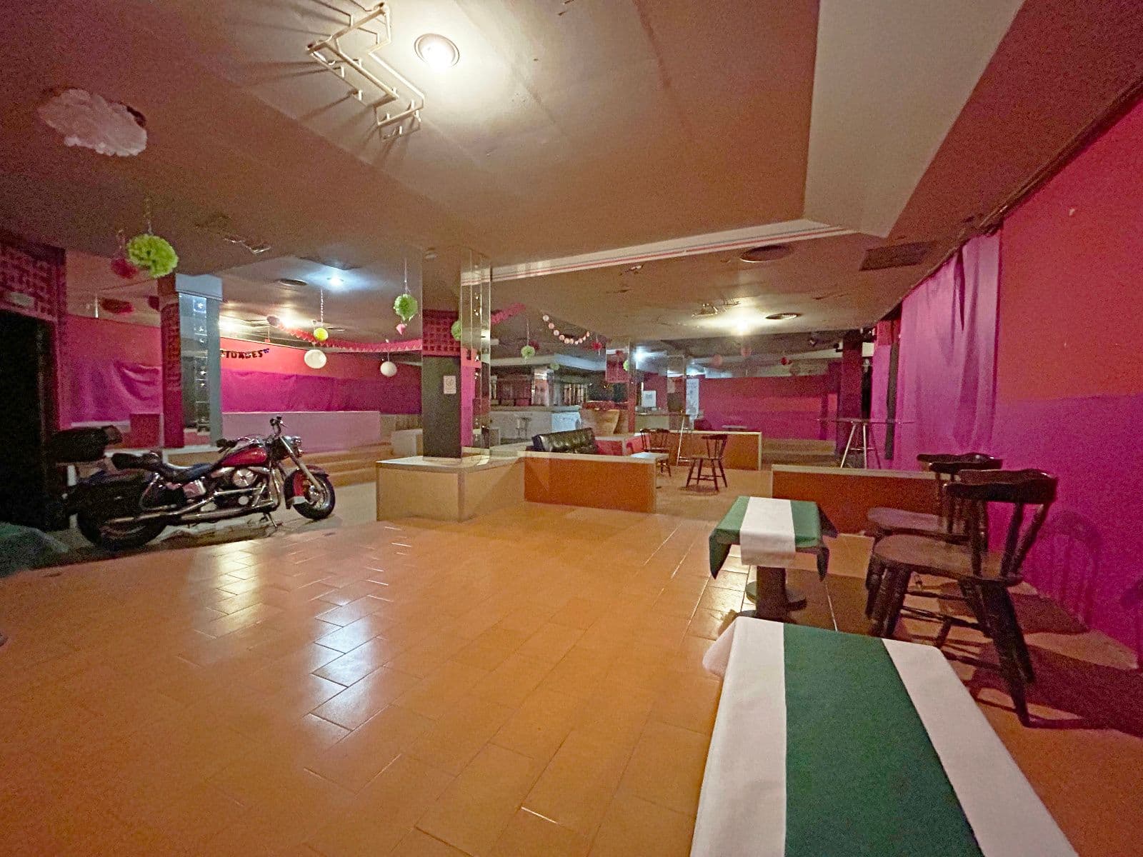 Alquiler de local comercial exclusivo de 670 m² en Vila-real centro - 4