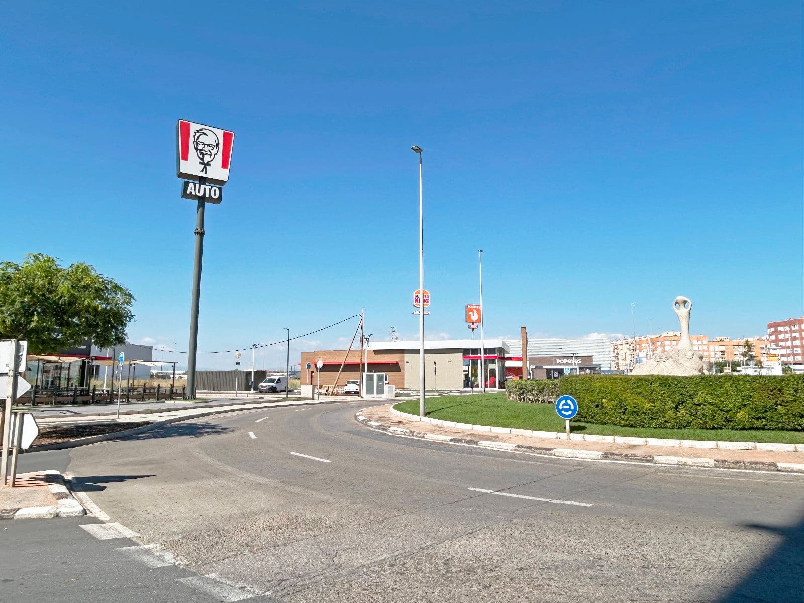 Local comercial en alquiler 3500 m² con parking en Vila-real
