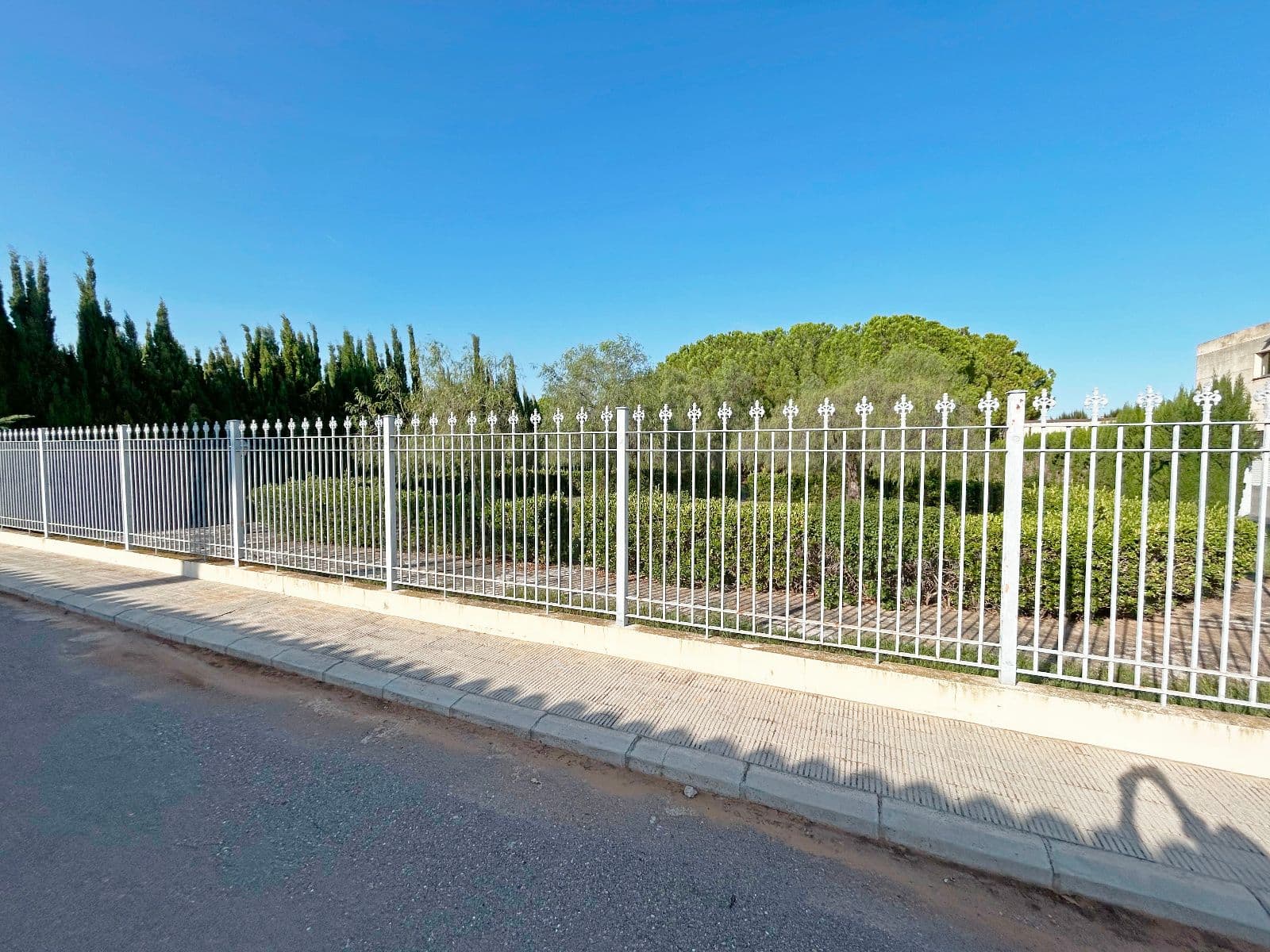 Parcela urbana 1650 m² en Vila-real con opción de división - 2