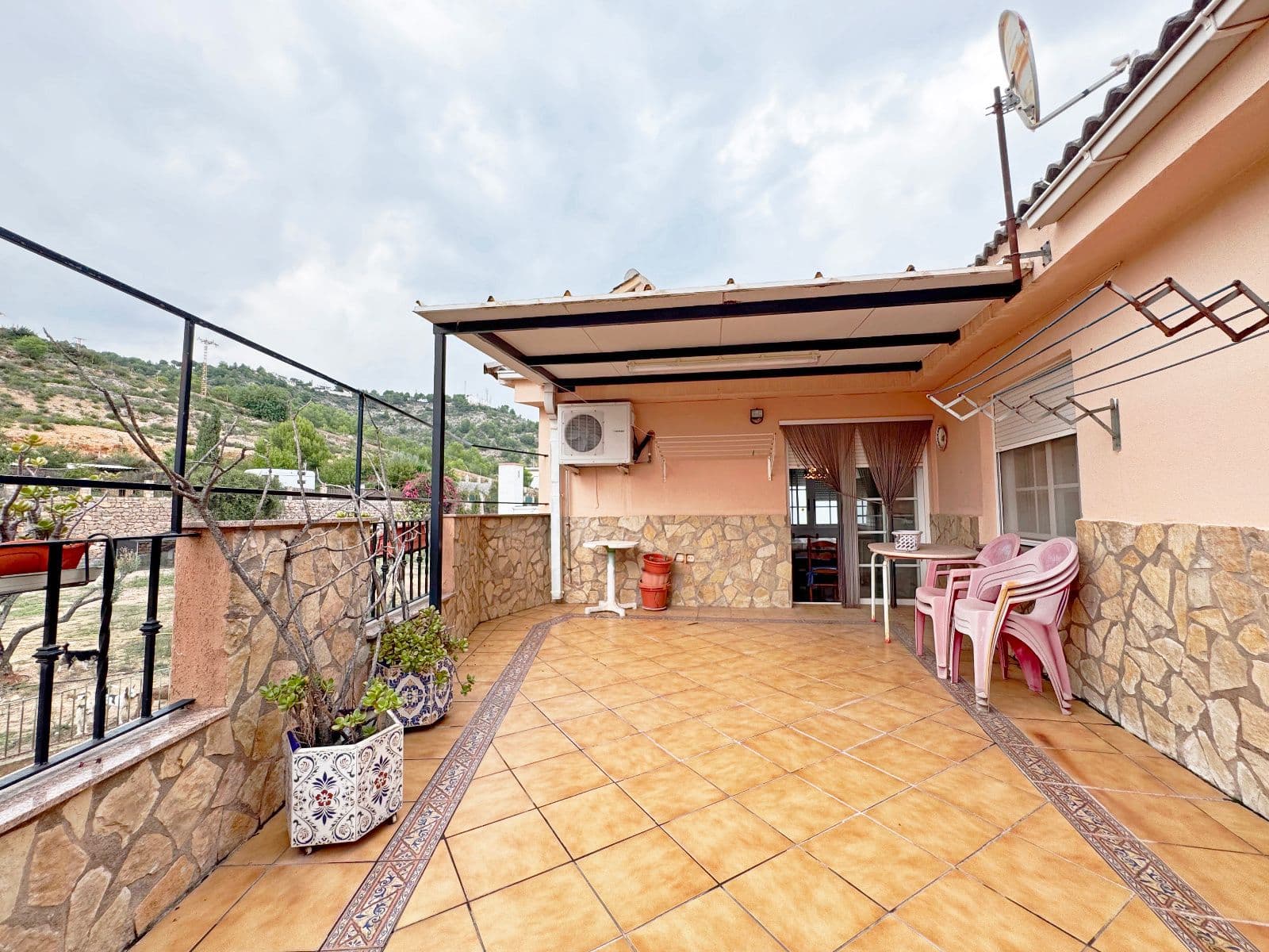 Casa en L’Alcora con 4 habitaciones, terraza y garaje triple - 4