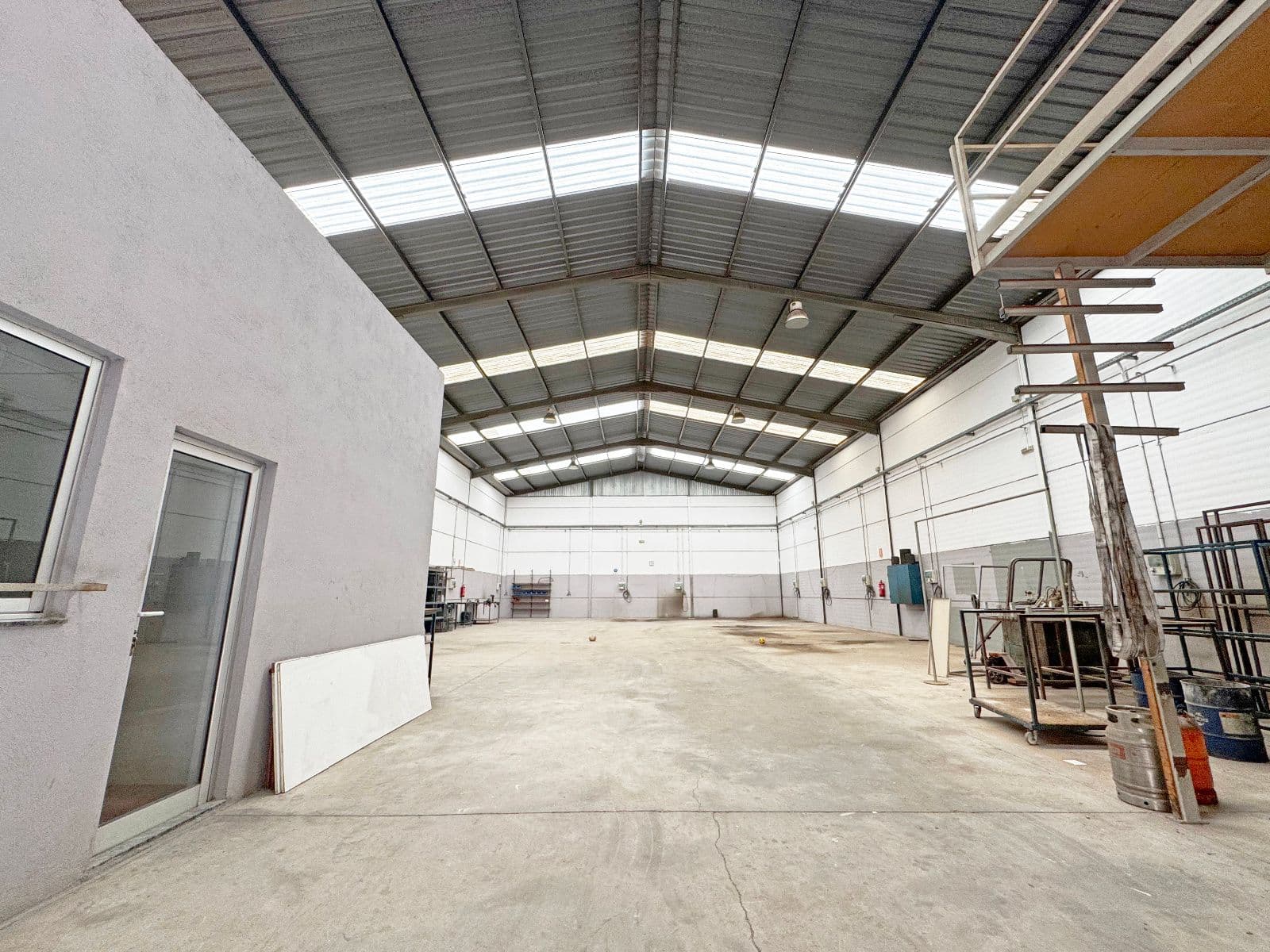 Nave industrial en Vila-real con 662 m² y zona de descanso - 5