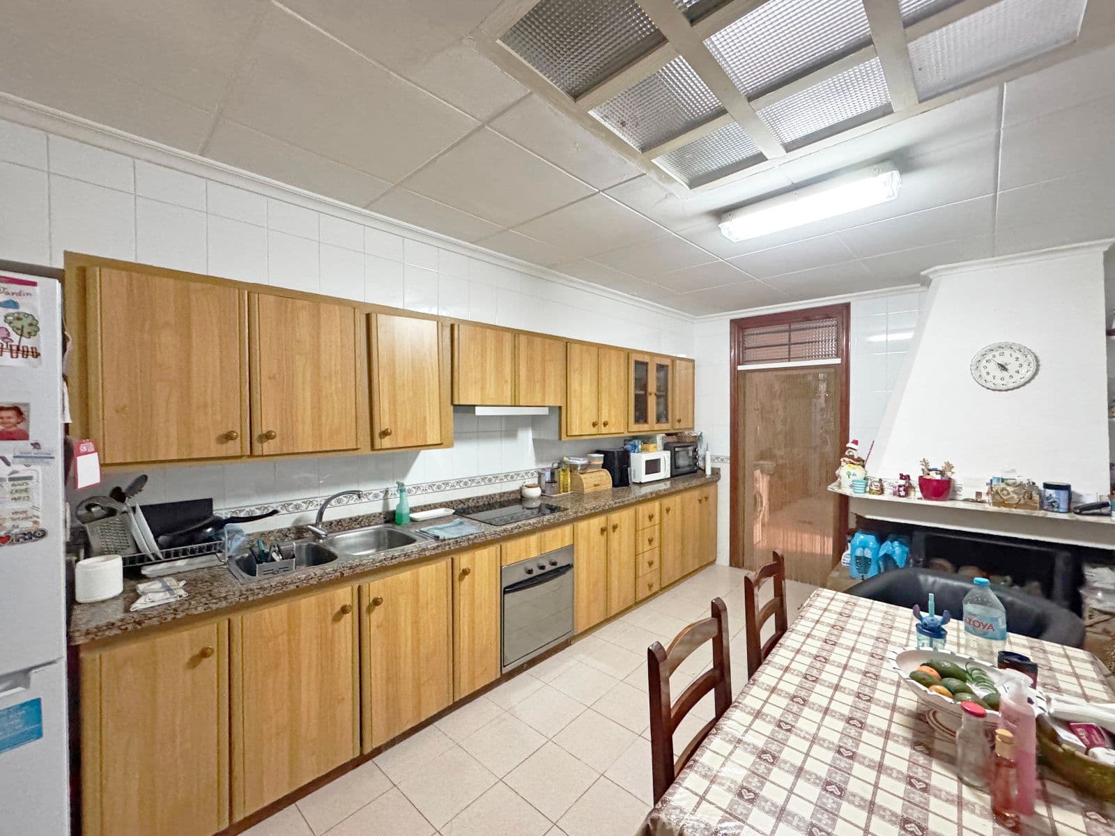 Casa en Almazora con 5 habitaciones, sala diáfana y garaje doble - 2