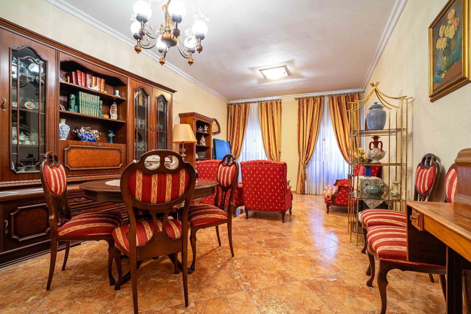 Casa con terrazas y doble acceso en Vila-real - 2