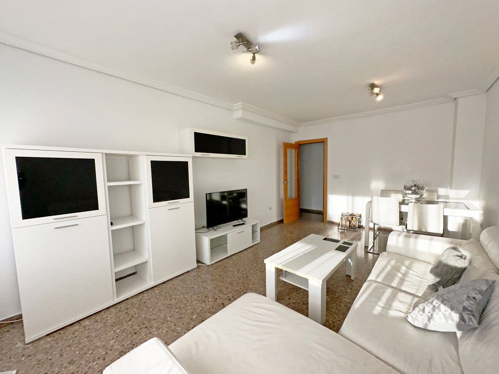 Ático dúplex luminoso con dos terrazas en Vila-real