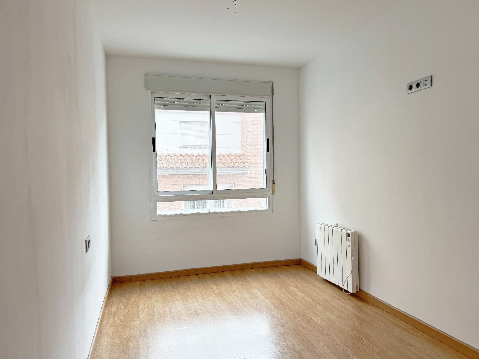 Piso con garaje y terraza en zona Polo Bernabé - 4