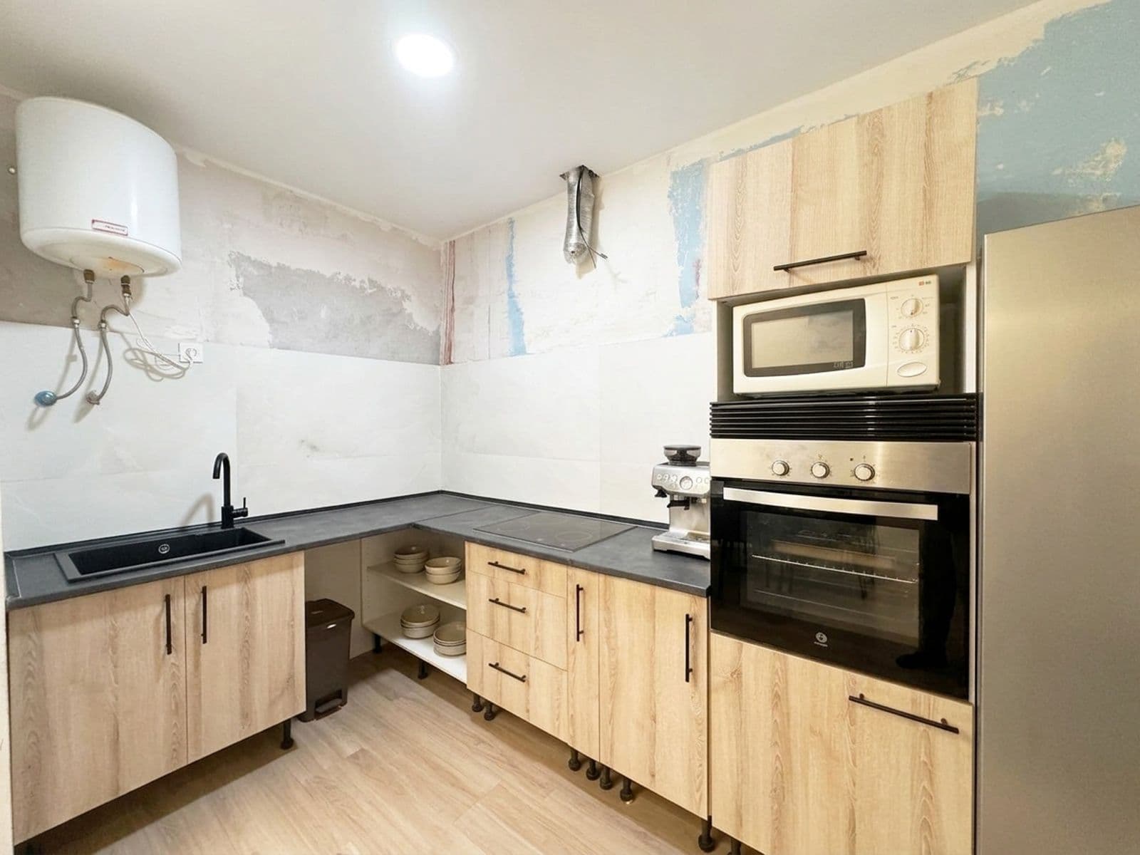 Casa con terraza para reformar en Burriana