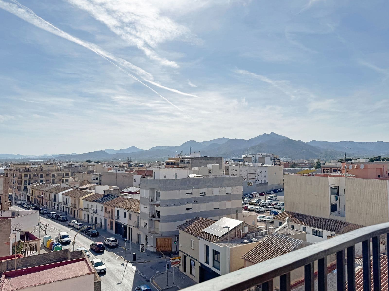 Piso esquinero muy luminoso de 4 habitaciones en Nules - 3