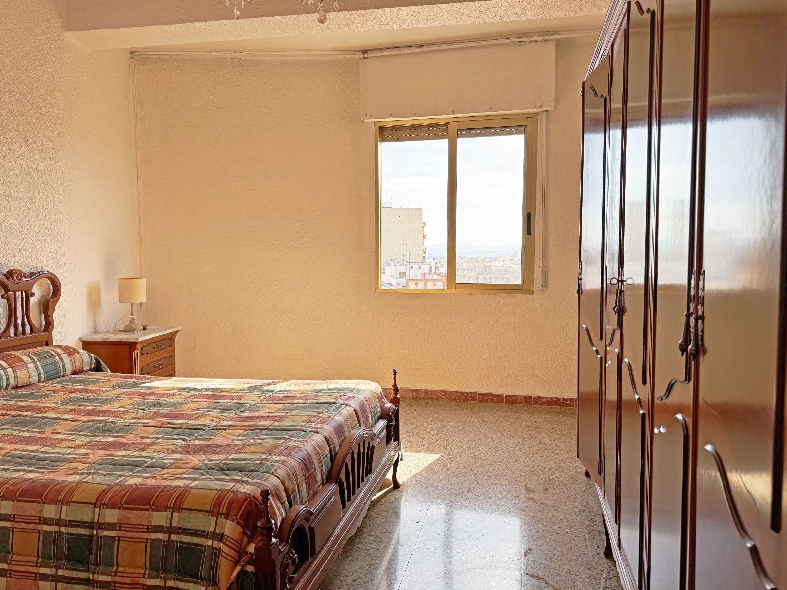 Piso esquinero muy luminoso de 4 habitaciones en Nules - 5