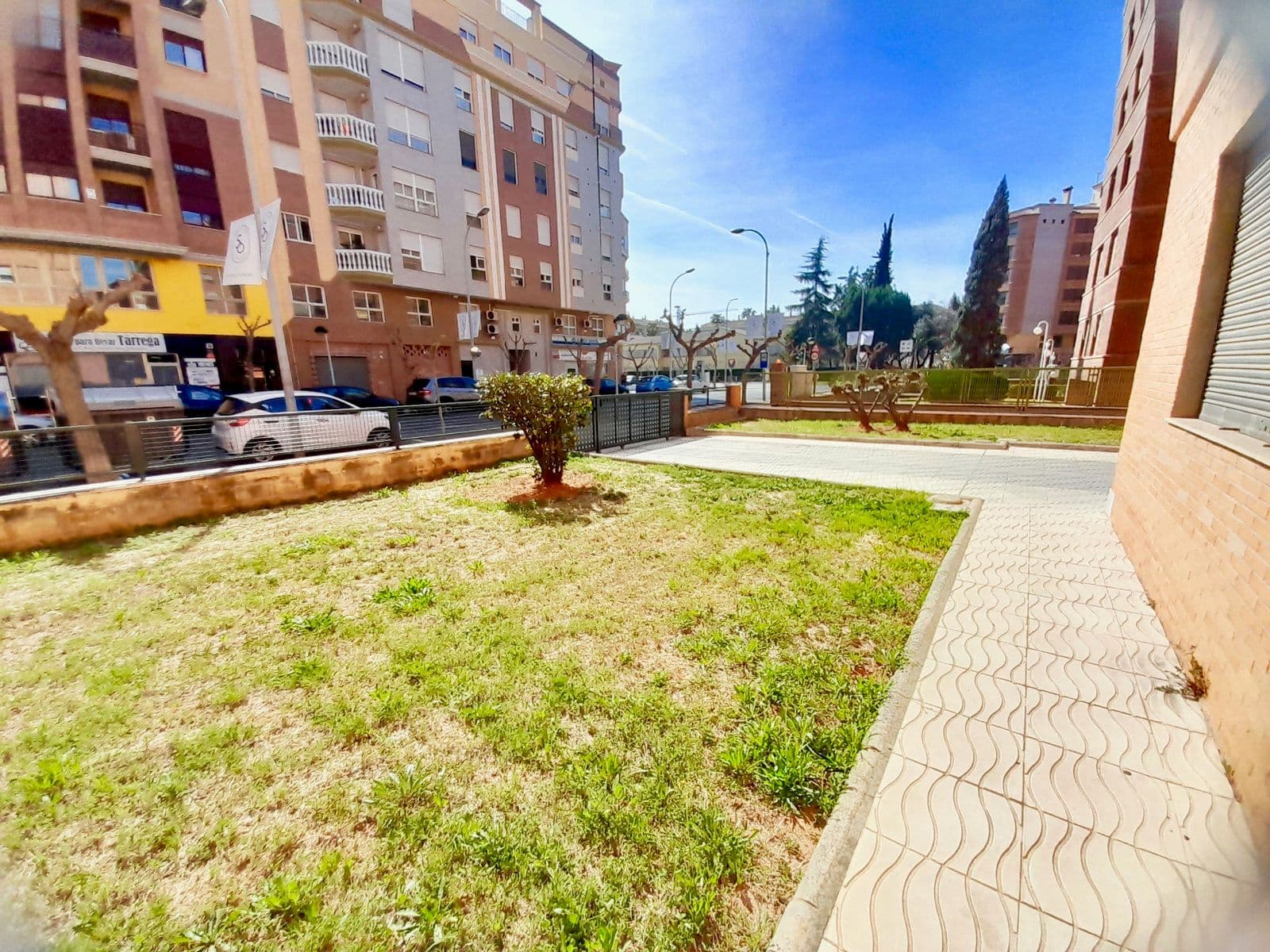 Oficinas exteriores de 210 m² en zona comercial de Vila-real - 2