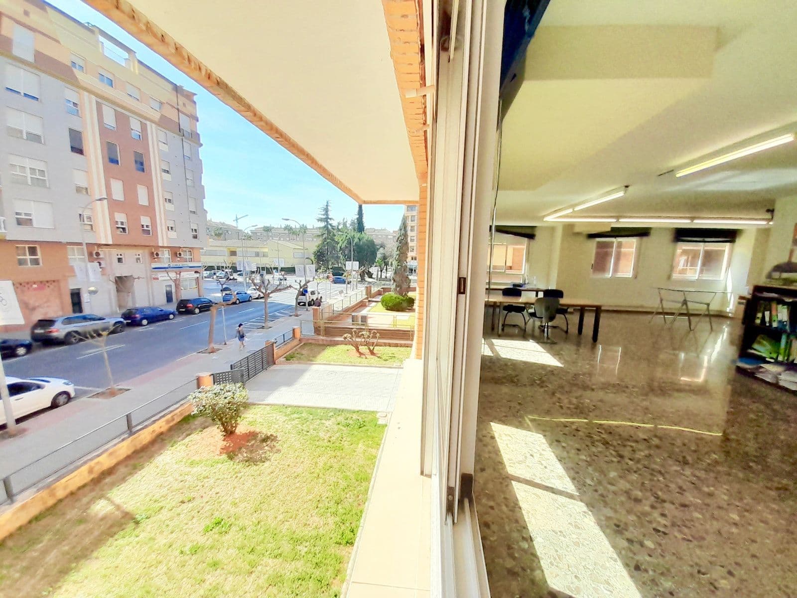 Oficinas exteriores de 210 m² en zona comercial de Vila-real