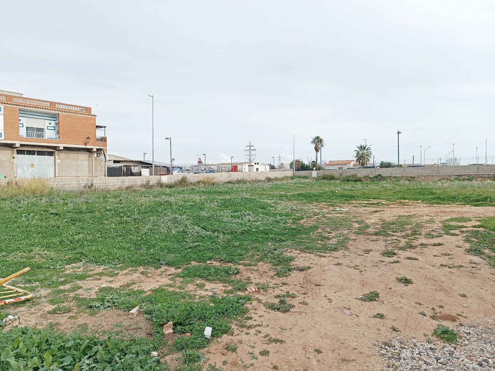 Solar urbano de 246,58 m² en Chilches para vivienda - 4